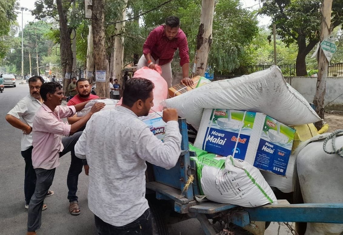 Penalty for selling single use plastic