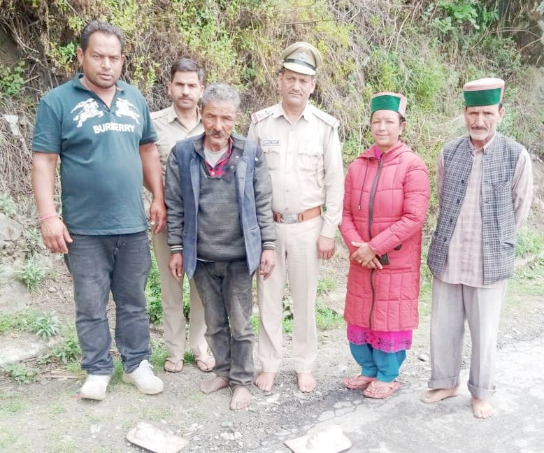 Idols and cash worth lakhs stolen from the temple of Nag Devta Kansar