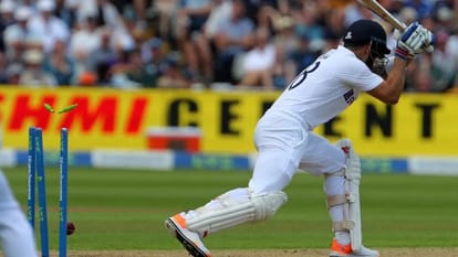 IND vs ENG Virat Kohli wait for century continues fails in Edgbaston Test first innings clean bowled by Matty Patts video watch