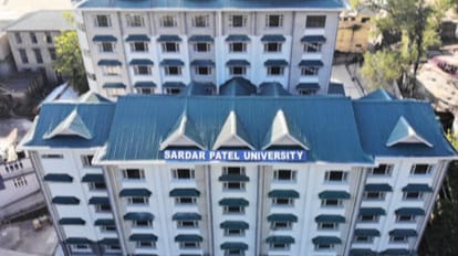 SPU Mandi: सरदार पटेल विश्वविद्यालय मंडी में ऑनलाइन होंगे दाखिले, कमेटी का किया गठन Admission will be online in SPU Sardar Patel University Mandi, committee formed