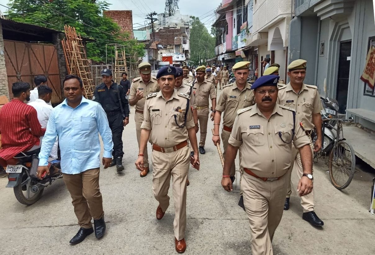 Friday prayers: Police guarded near mosques
