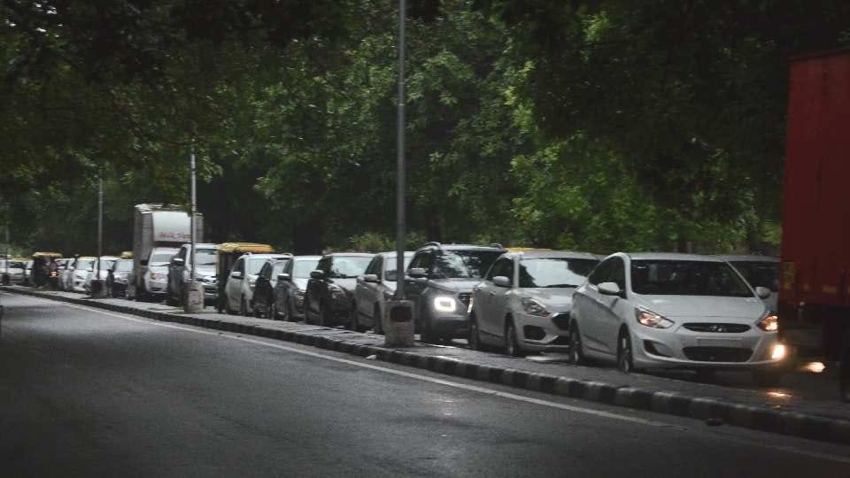 Meteorological Department issued yellow alert in 15 districts of Punjab