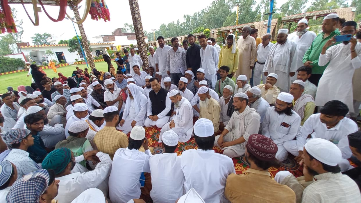 21 Muslim girls got married