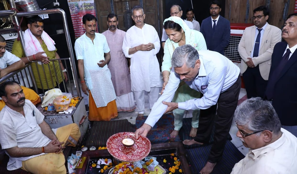 Mathura: Justices sought a prayer after seeing Giriraj ji
