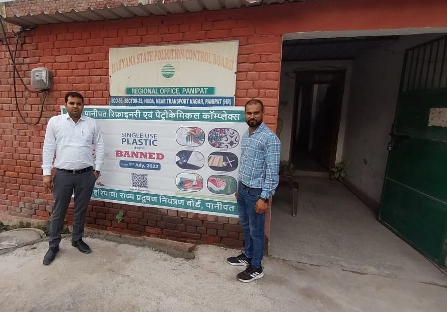 Single use plastic seized from two shops, invoices deducted