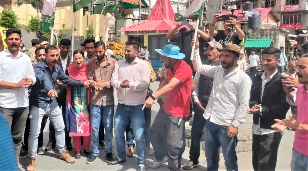 youth congress protest in rohru