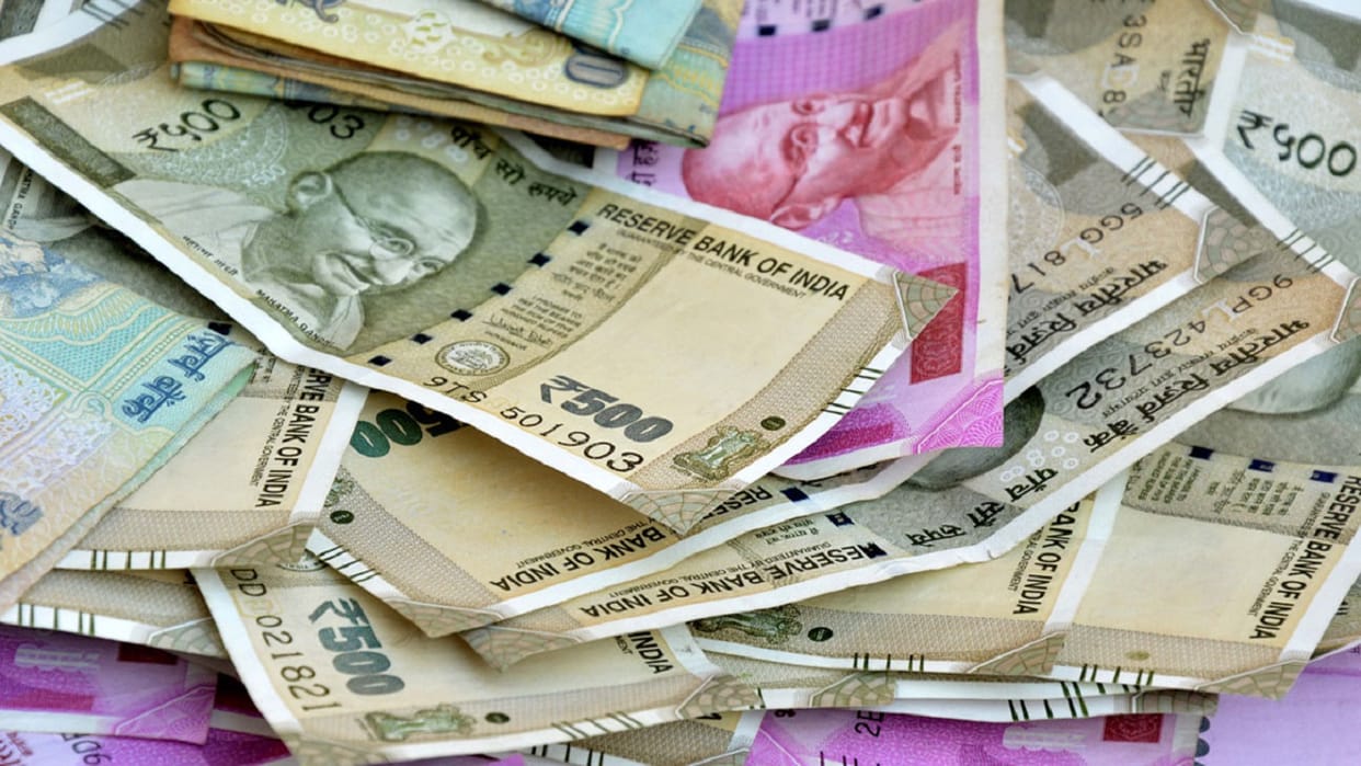 police caught a gang that playing online casinos from NIT one in Faridabad
