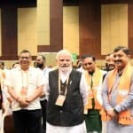 पीएम मोदी के साथ प्रदेश अध्यक्ष सुरेश कश्यप।