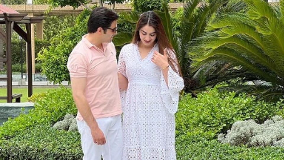 Watch Dr. Mehreen Qazi, Athar Aamir Khan engagement Photos, Suhail Alpheus Joshua