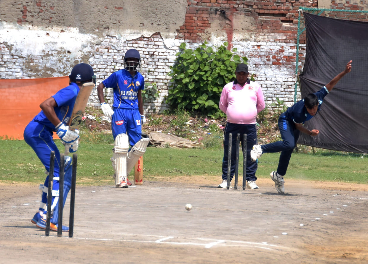 Final will be held in Vishwamitra Cricket Academy and Noida