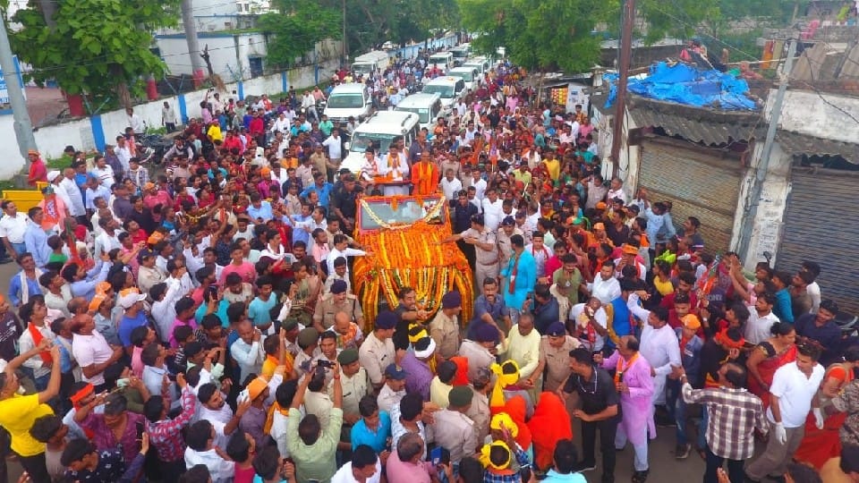 MP Politics: CM did road shows in Jabalpur and Singrauli, said - Congress's politics of appeasement ruined the country