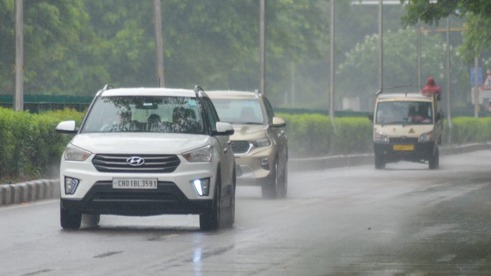 After rain, humidity increased in Chandigarh 