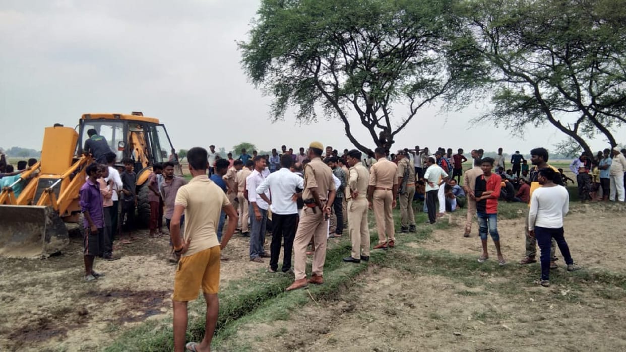 Prayagraj: Remains thrown after killing five cows, deep resentment among villagers