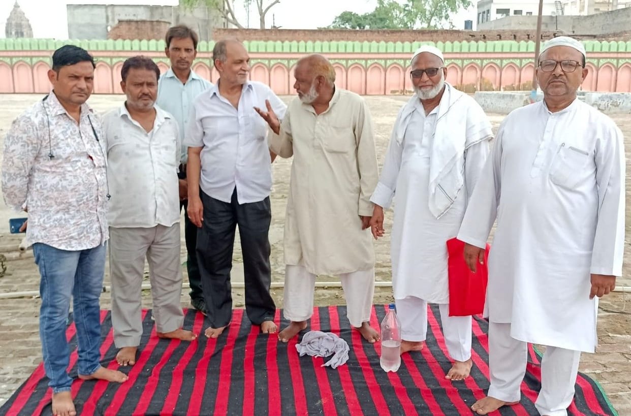 Hathras: Namaz will be held at Mursan Gate Idgah at 7.30 in the morning