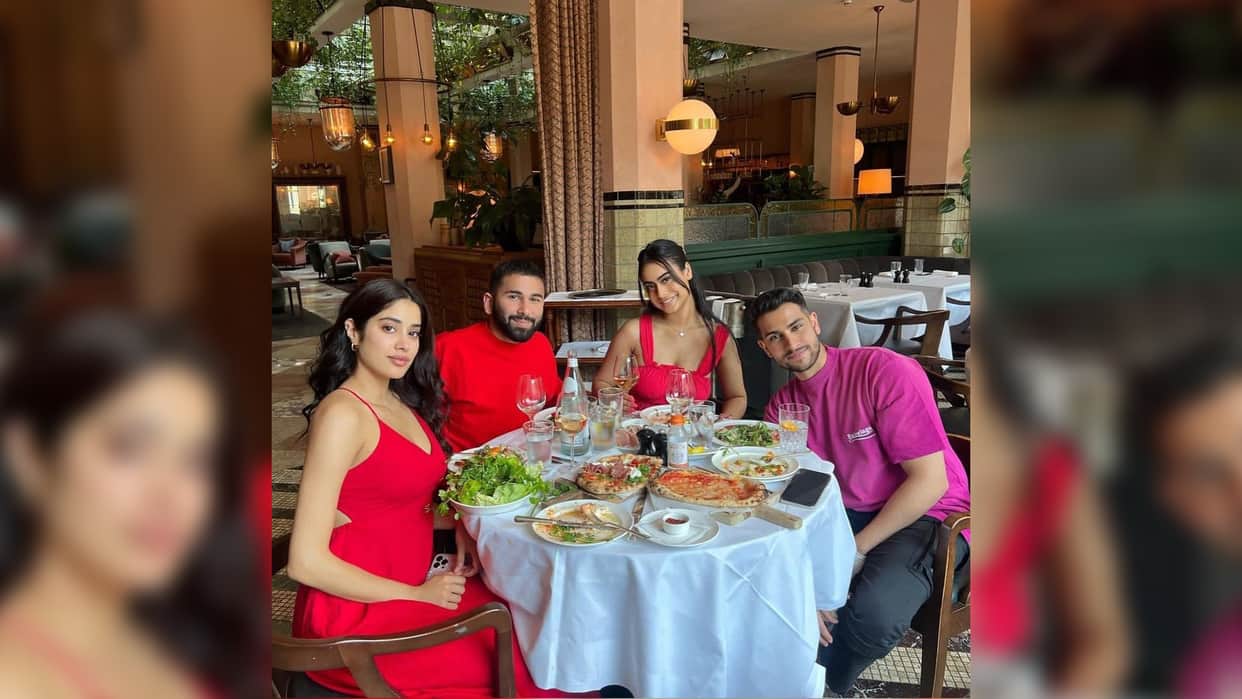 Janhvi Kapoor Nysa Devgan spotted together in Amsterdam, see these beautiful pictures