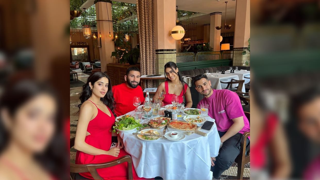 Janhvi Kapoor Nysa Devgan spotted together in Amsterdam, see these beautiful pictures