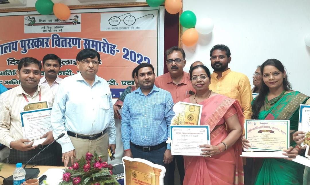 Encouraged by giving clean school award