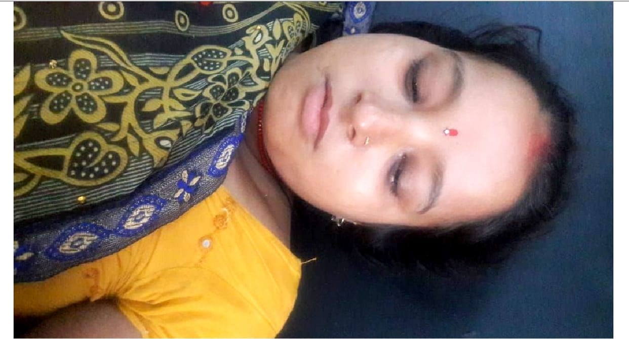 Wife beaten up for not giving liquor money in Banda, then threw her down from the roof, accused detained by police