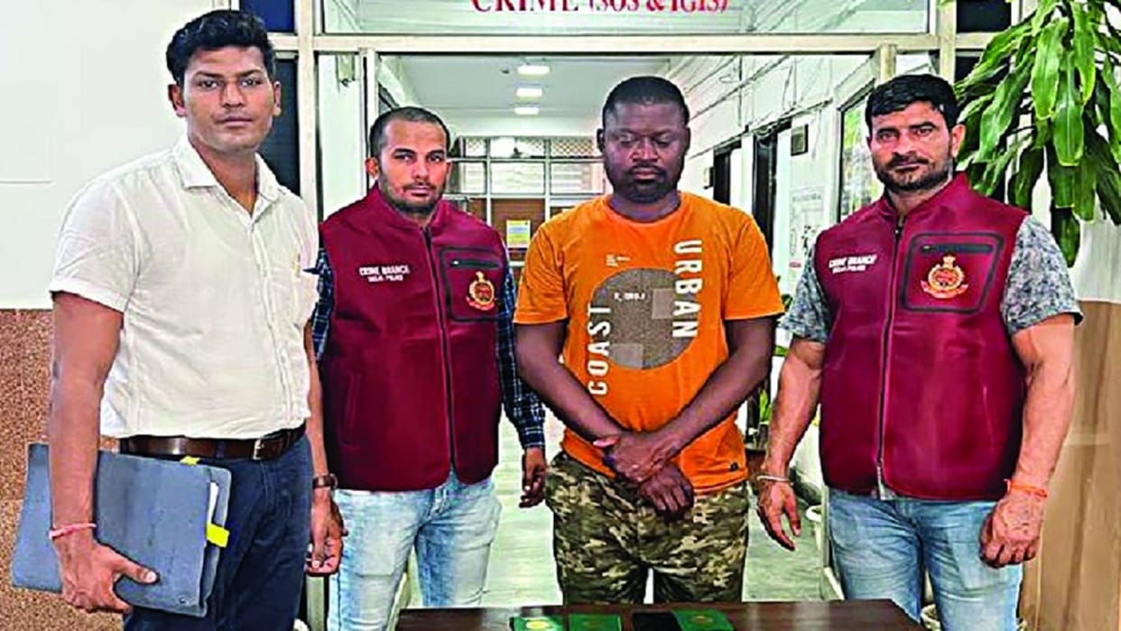 Delhi News Nigerian man used to provide fake passports to foreigners living in India illegally