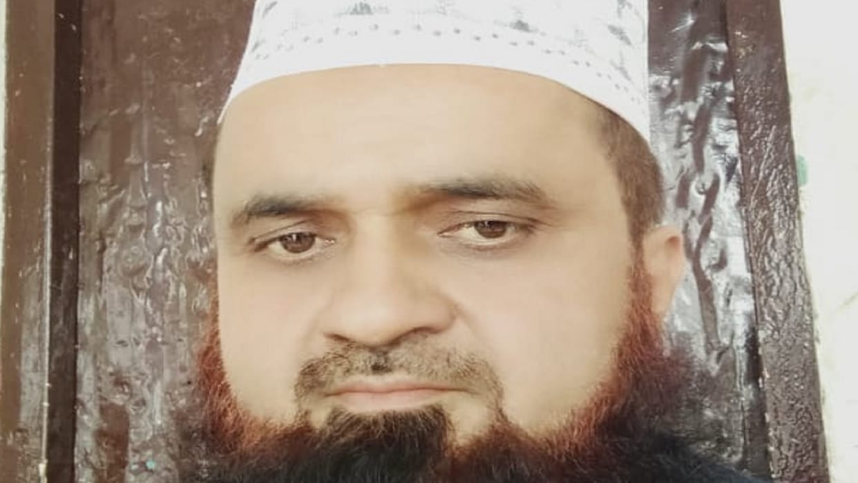 Astan E Aalia demands to bann Dawat E Islami in UP