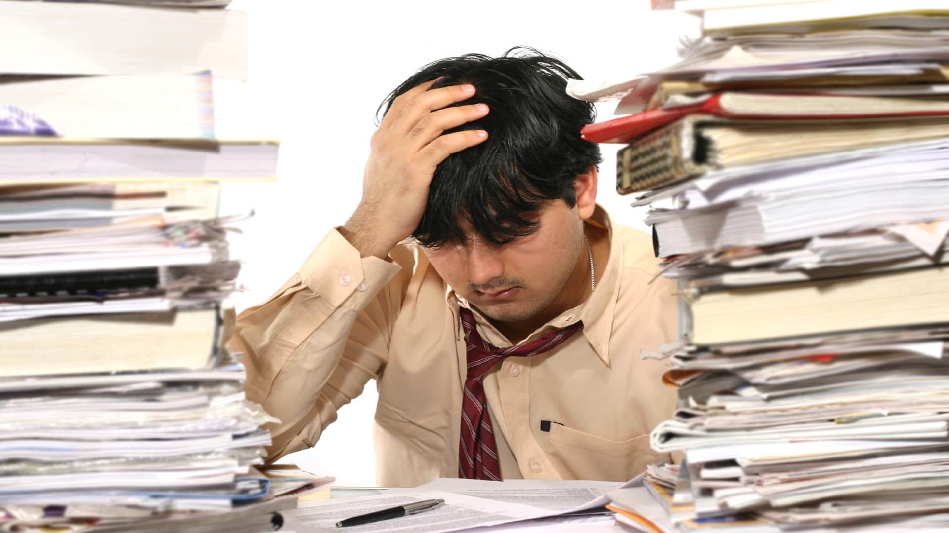 Obesity Due To Sitting Job Desk Work Tips To Weight Lose Avoid Eating These Snacks And Oily Food
