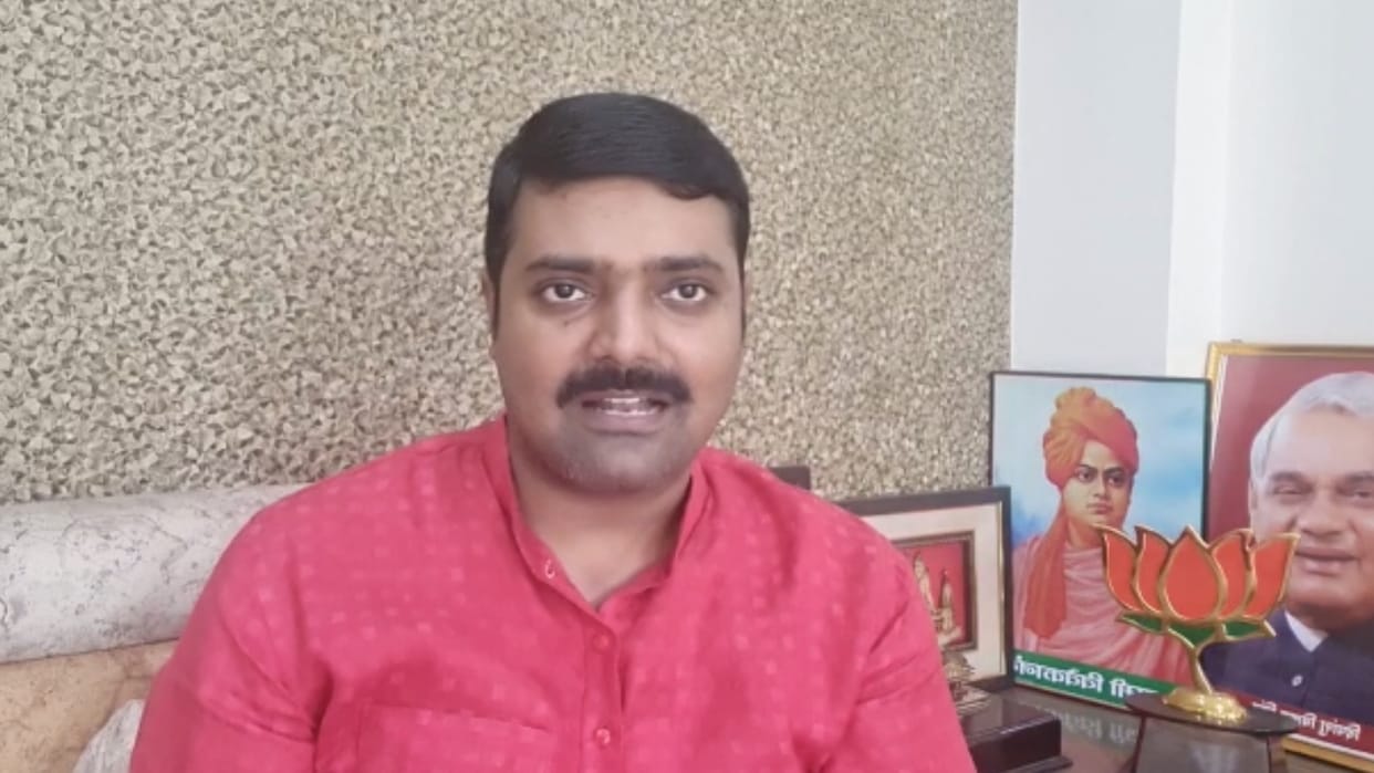 BJP spokesperson rakesh tripathi on dismissing executive of Samajwadi Party.