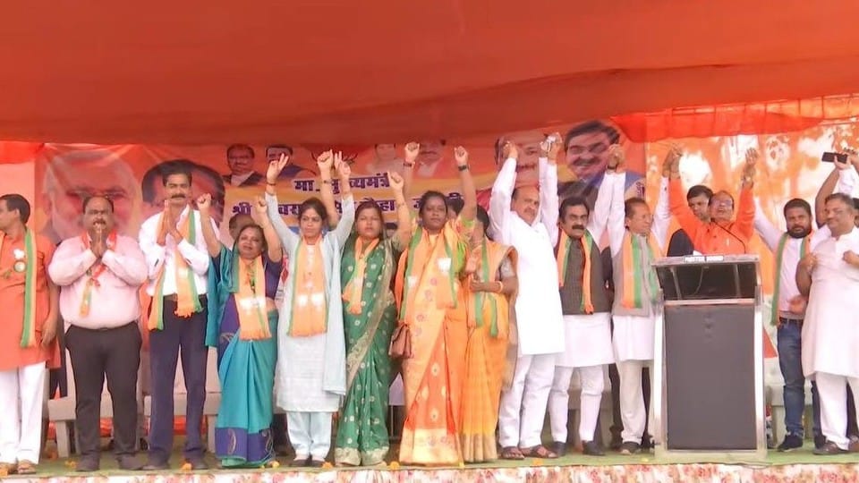 MP Politics: CM did road shows in Jabalpur and Singrauli, said - Congress's politics of appeasement ruined the country
