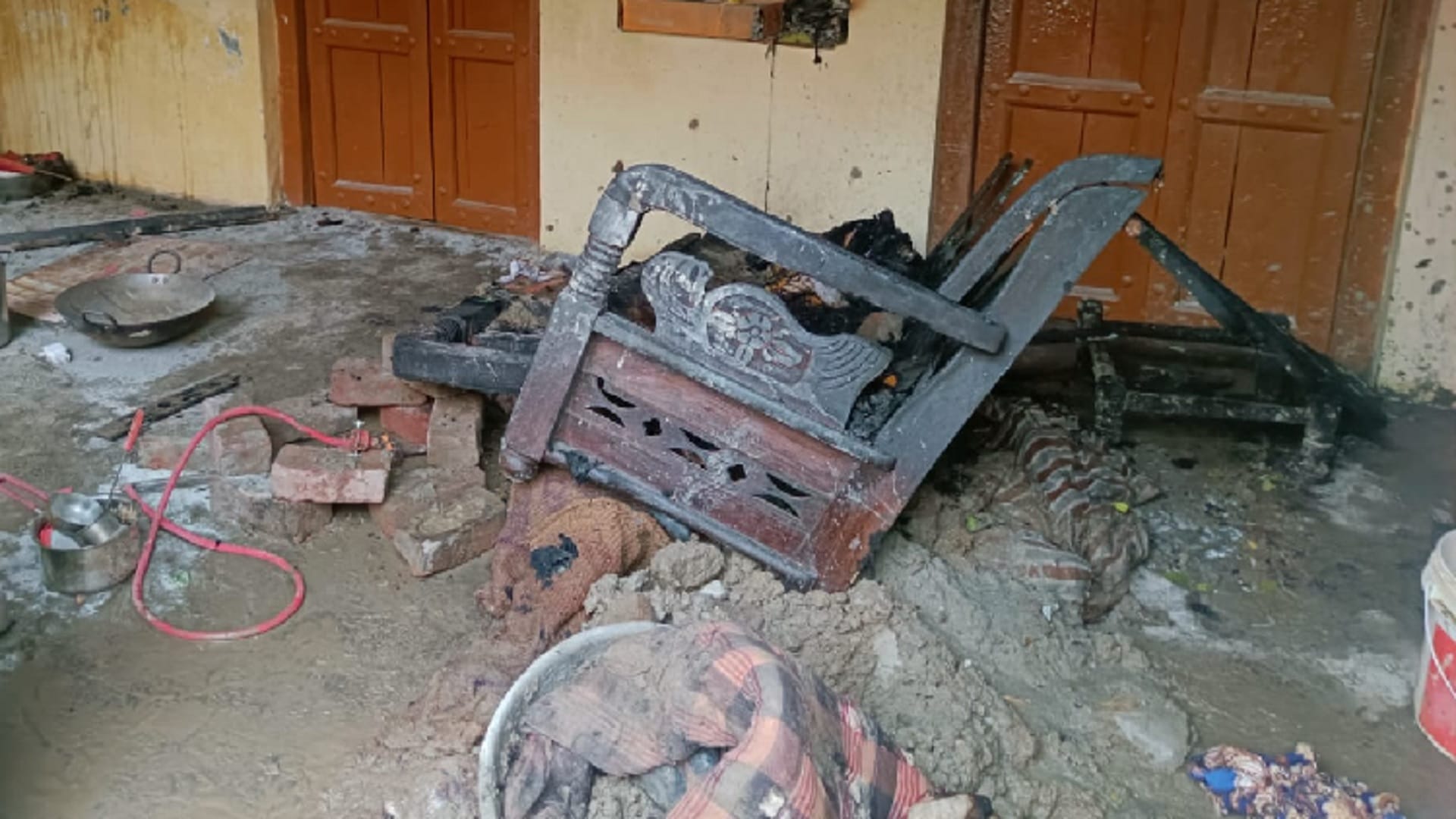 Shahjahanpur Fire Weeds at Priyanka wedding There was mourning due to the fire in the cylinder