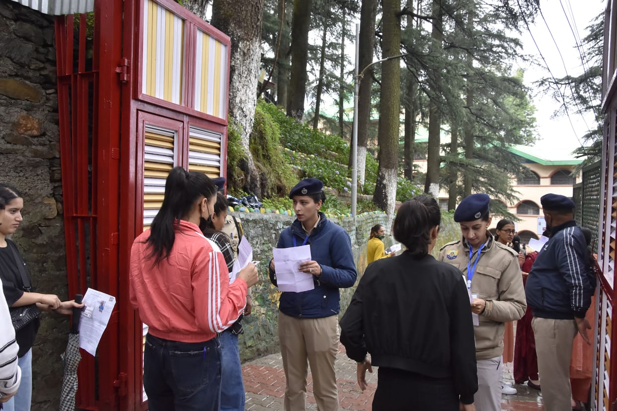 shimla news, himachal news, Showed enthusiasm to wear khaki, arrived wet in the rain to take the exam