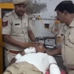 राजसमंद में घायल पुलिसकर्मी को अस्पताल में भर्ती कराया गया है।