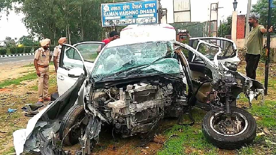 Three people of same family killed in road accident in Punjab