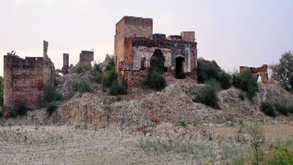 Additional Director General of Archaeological Survey of India conducted survey to save the heritage of Chandravad