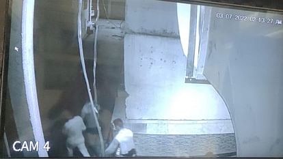 Agra Double Murder cctv footage Execution of the crime given in 28 minutes