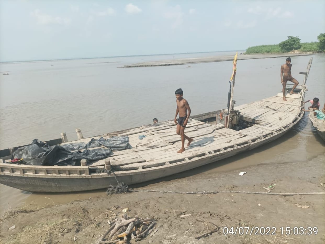 Water reduced further in Gandak, people breathed a sigh of relief