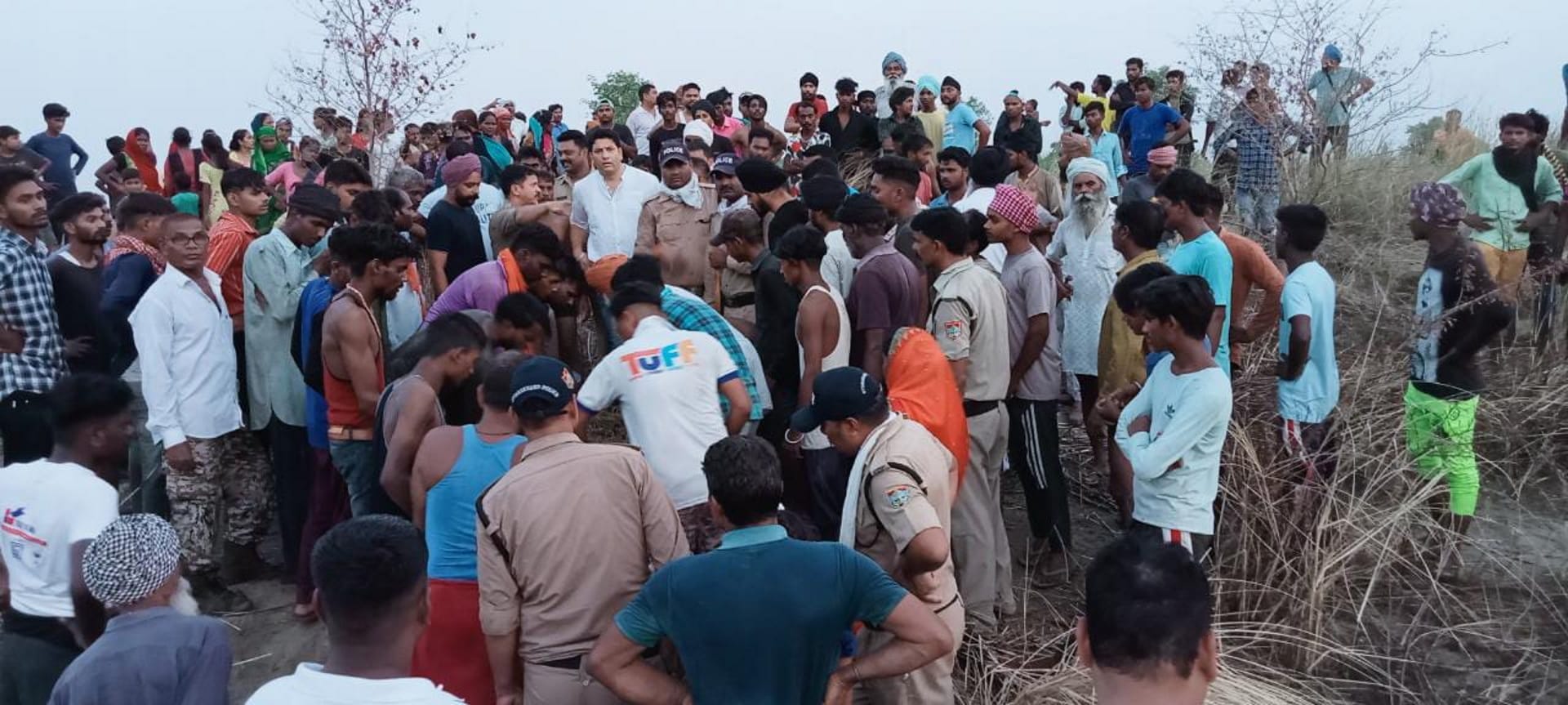 Child body found trapped in UP's Peta Dam, crocodile ate one hand and one leg, See Photos