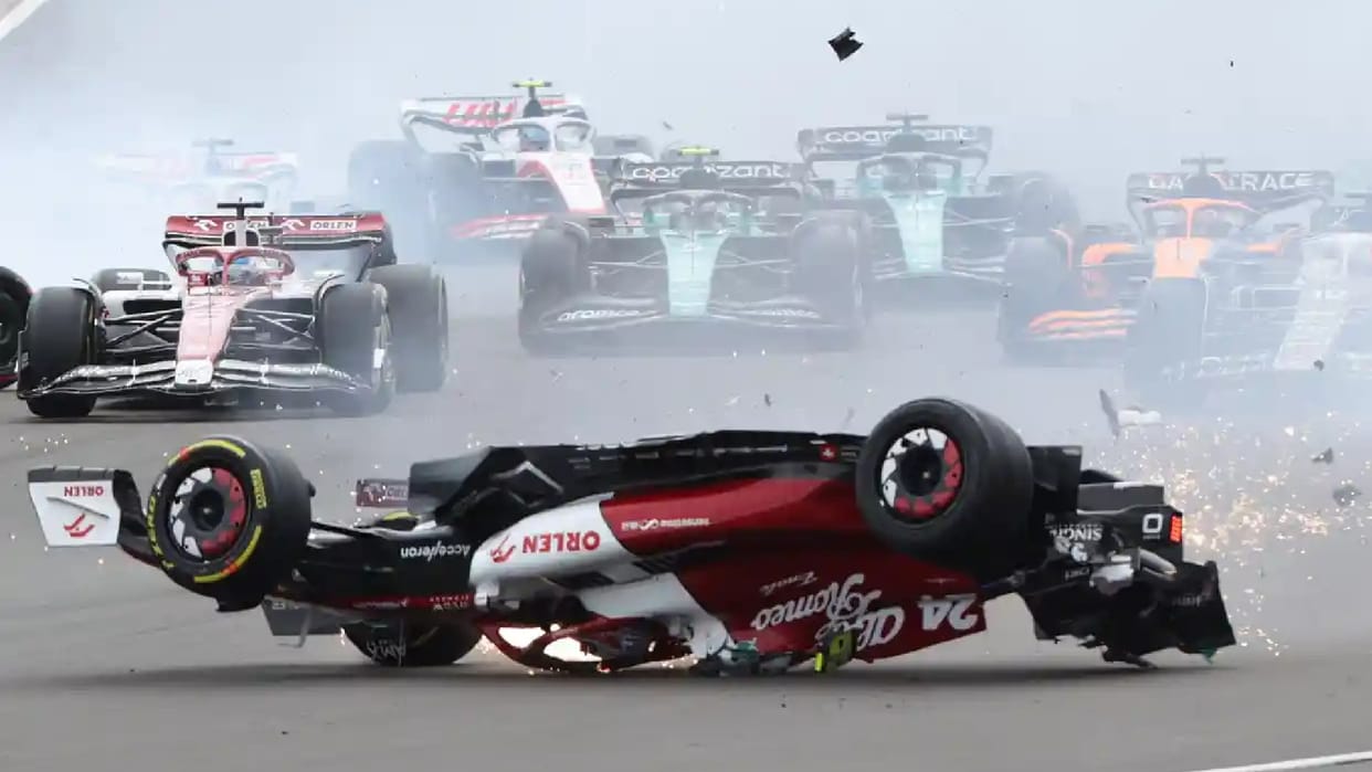 horrible car accident in F1 race six car crashed halo device saved drivers life