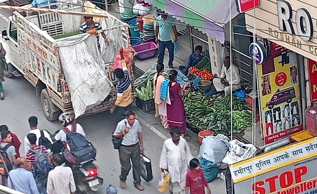 Picking up garbage at 2.30 pm instead of morning