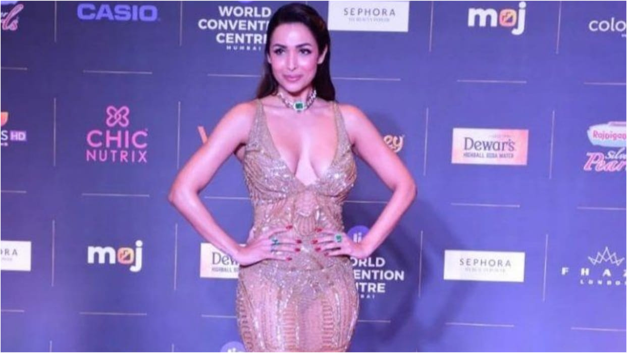 malaika arora steal limelight in miss india grand finale with her golden transparent gown