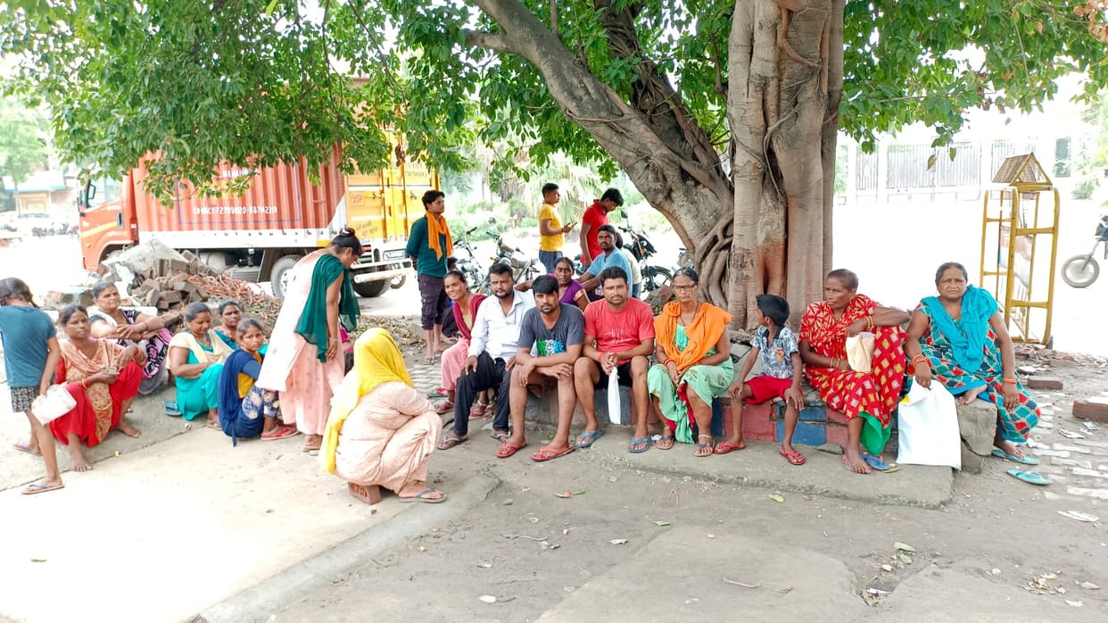 Chit fund company escaped by cheating 80 families of lakhs