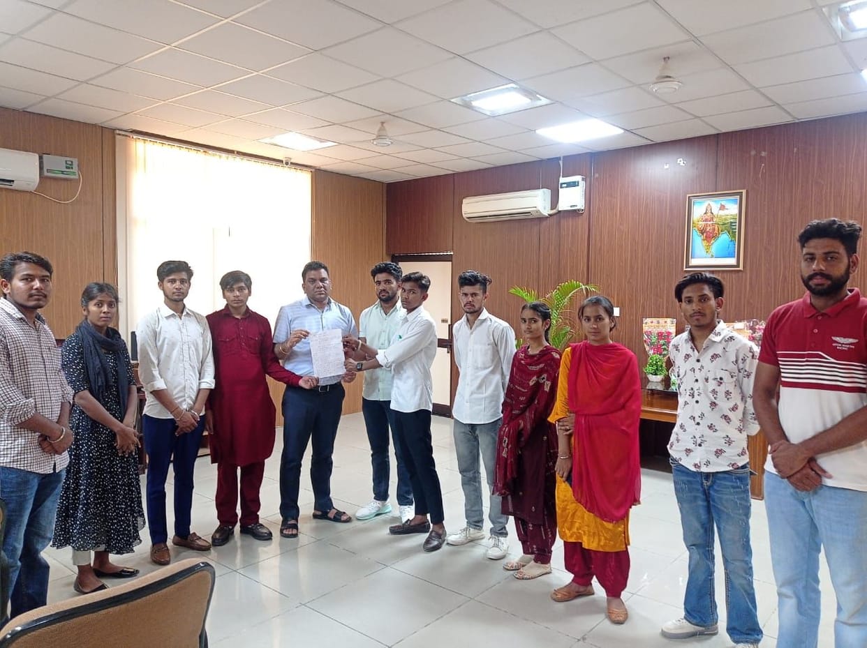 Students submitted memorandum to the registrar for the demand of any five option in the examination