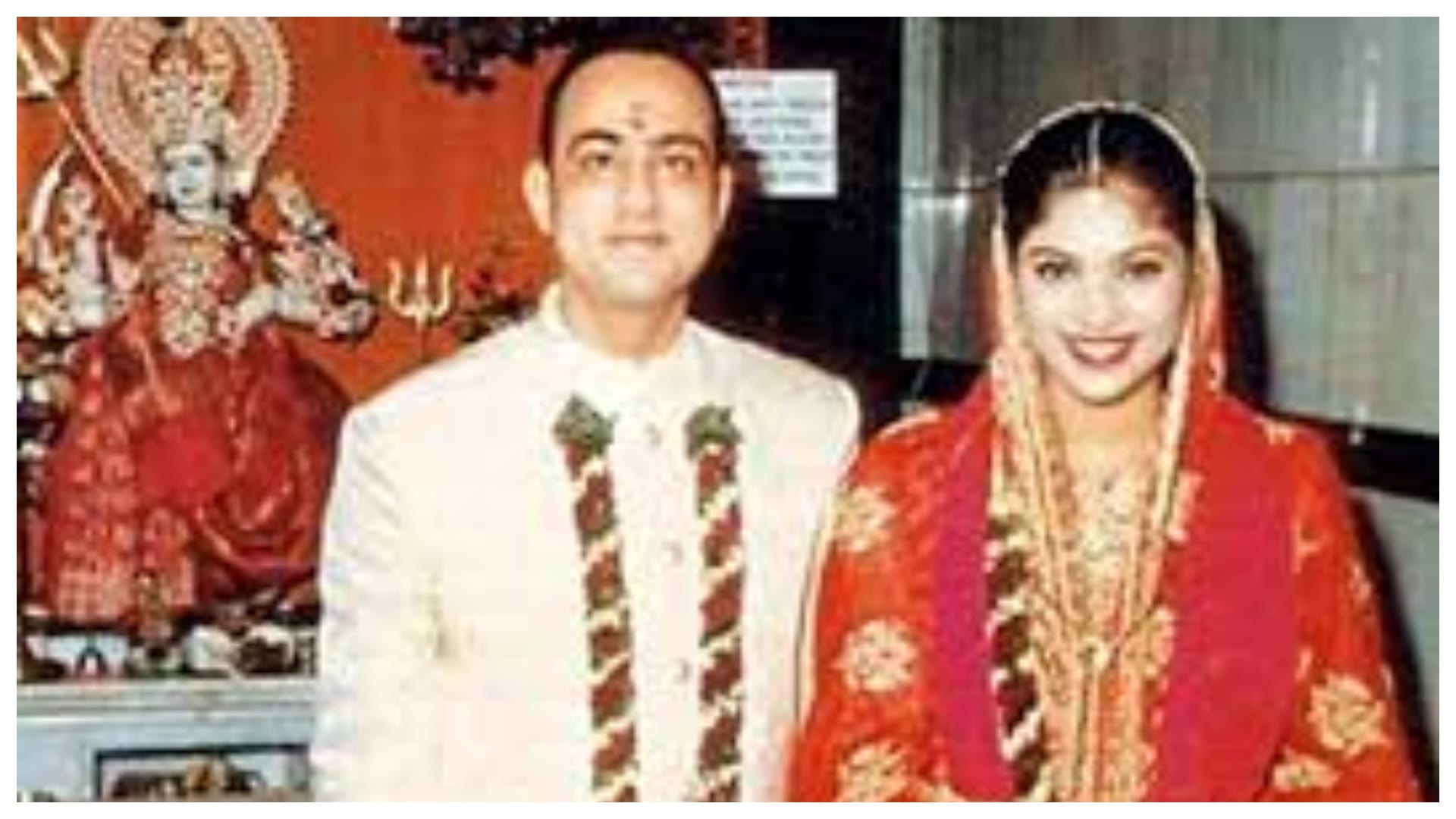 Monday Flashback bold actres Sonam left india due to underworld threat and came back after divorce