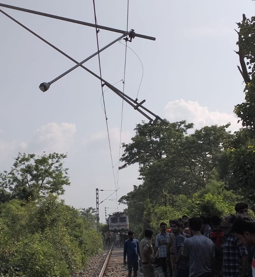 Bandra Express stood in the forest for three hours