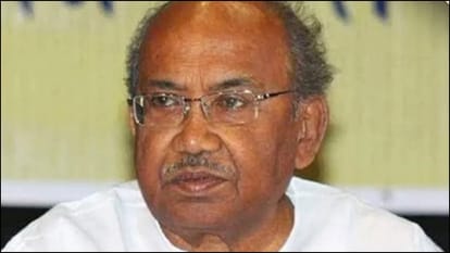 Bengali film director tarun majumdar has passed away at age 92