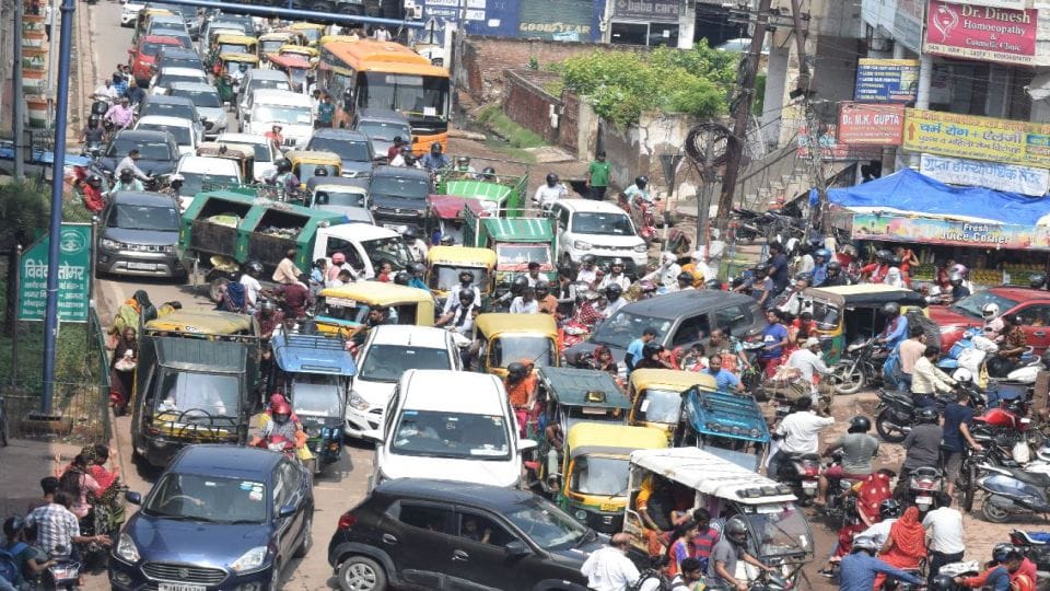 Monsoon 2022 Google Maps Tips and Tricks How to Check Road Traffic on Google Maps in Hindi
