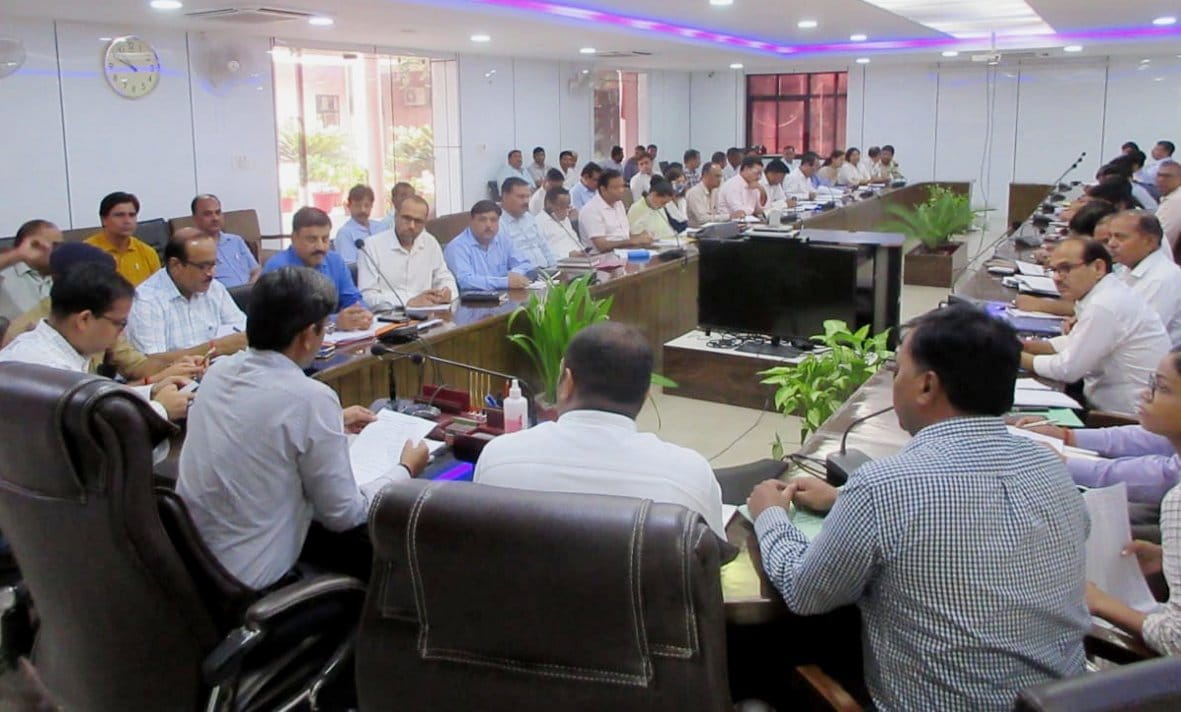 10 lakh saplings will be planted in the district today