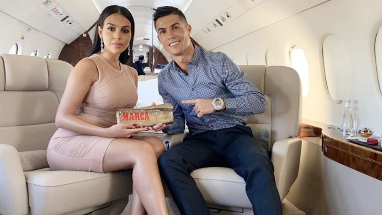 Cristiano Ronaldo: A private jet worth 190 crores fell short for Ronaldo, will sell it for a new one, the previous jet was bought in 2015