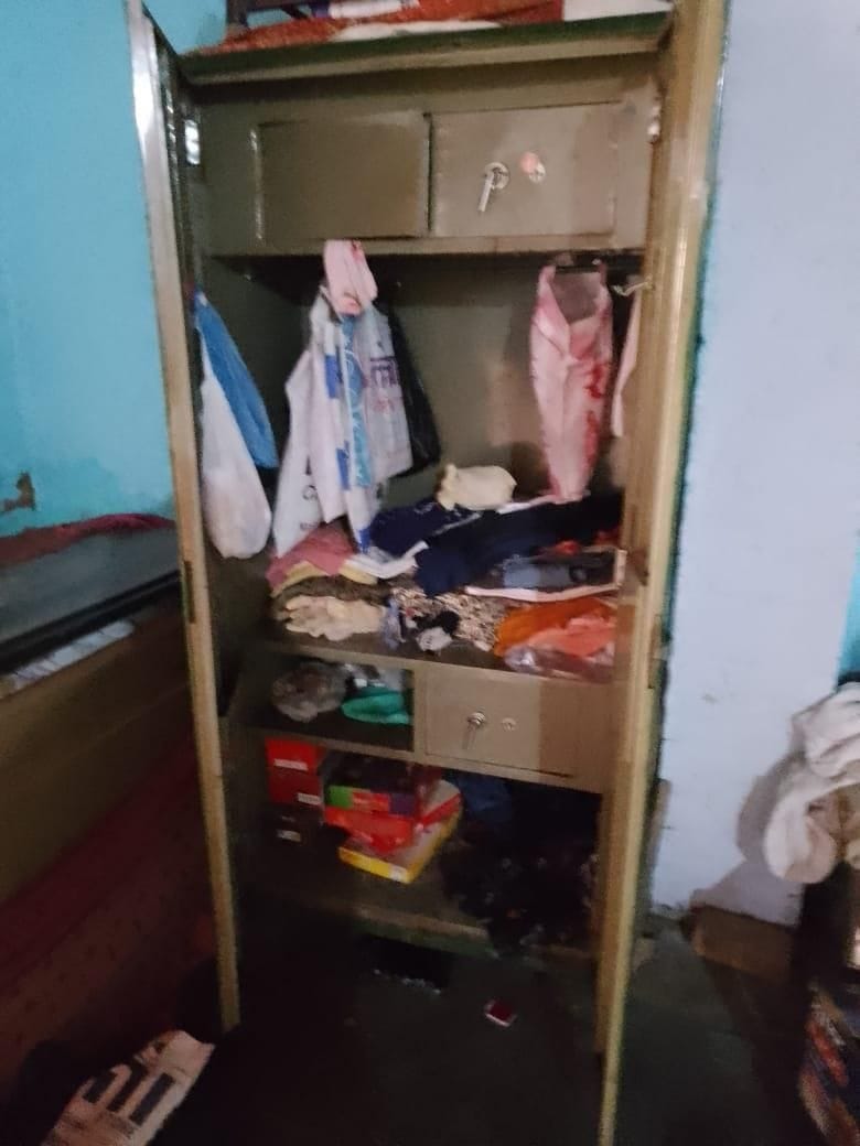 22 tolas of gold and Rs 60,000 stolen from farmer's house in Mujadpur