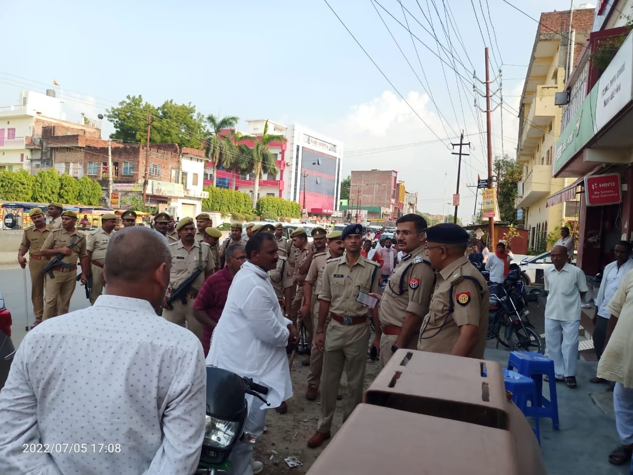1.96 lakh looted from bank franchise operator