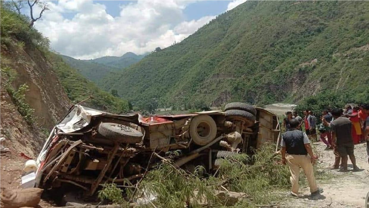 Nepal bus accident Death toll in bus accident in Ramechhap's Lubhughat 13