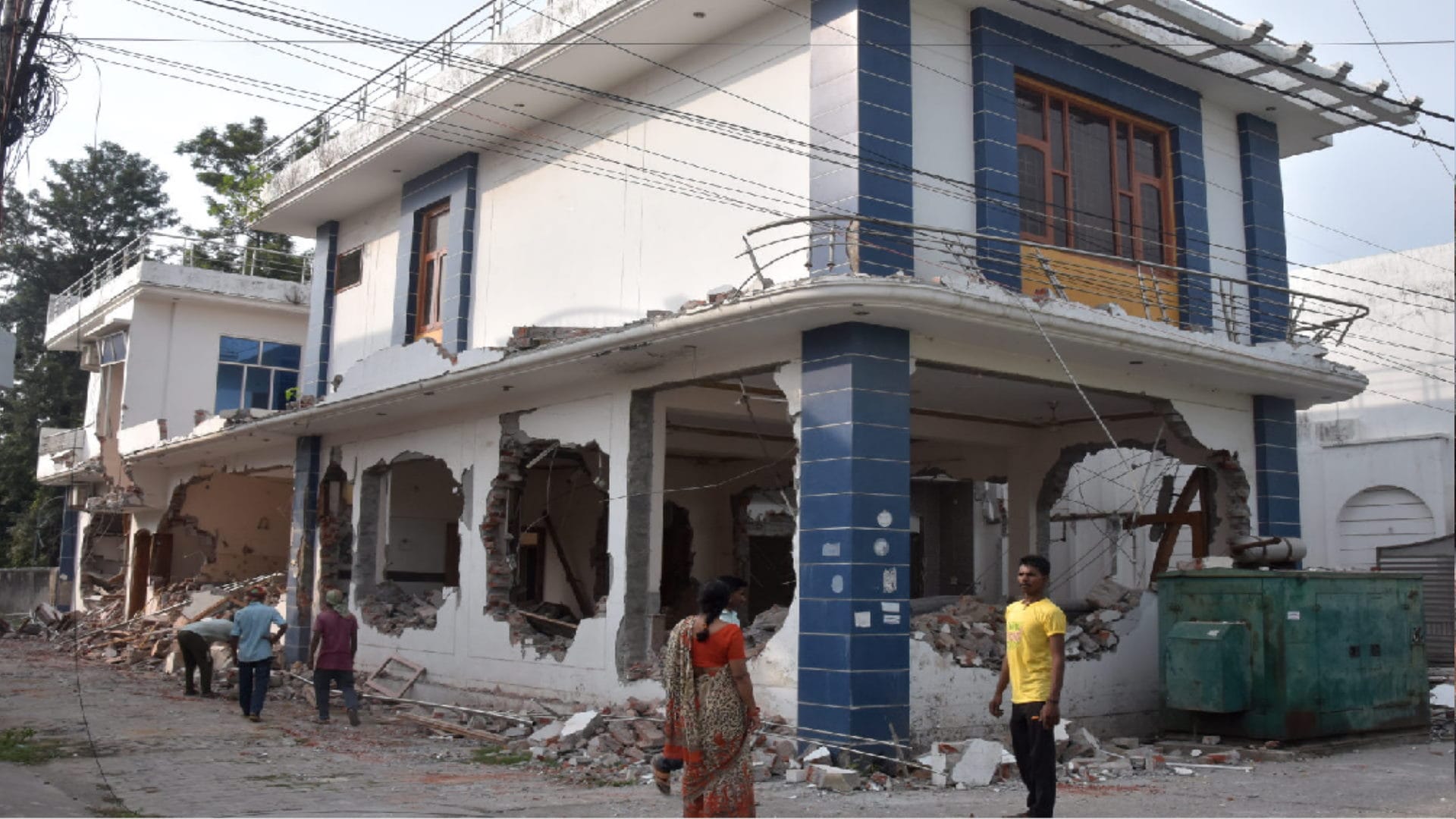 Former BSP MLC Mahmud Ali luxurious house demolished by bulldozers in 11 hours in Saharanpur and see photos